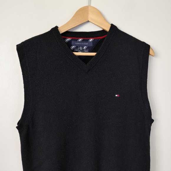 Tommy Hilfiger Premium Lambswool Vest Sweater Knit Size Medium Black - Picture 5 of 15